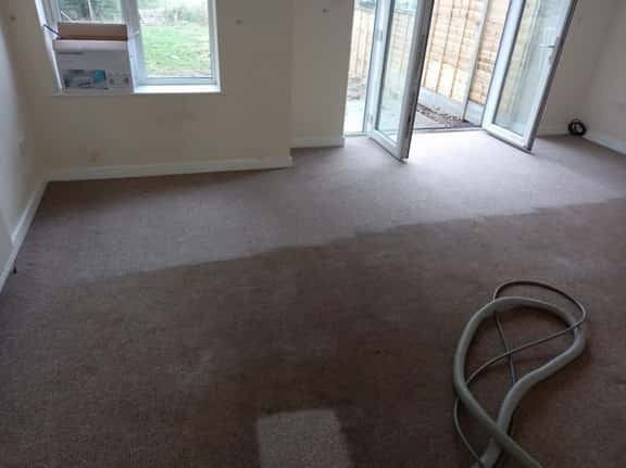 This is a photo of a cream lounge carpet taken in Kent. It shows a before and after shot, where half of the carpet has been cleaned and the other half is still to be completed. The works were carried out by The K&S Carpet Cleaners.